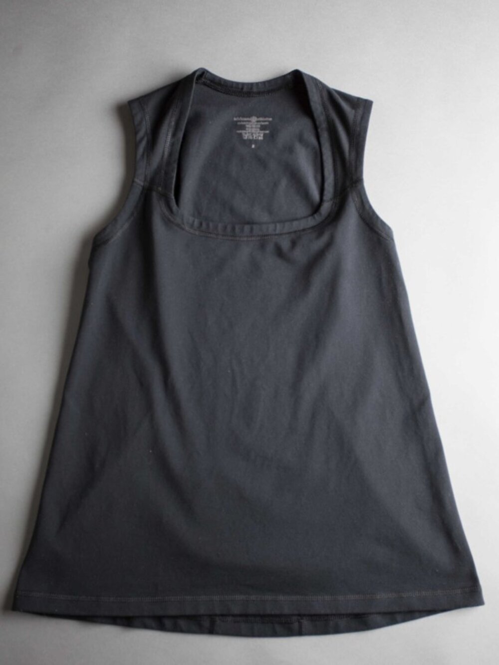 Lululemon Square Neck Tank in Black Size 8